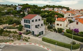 Valbay Residence